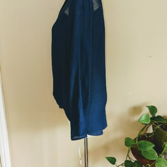 NWT Zac & Rachel Navy Button Down Top - Size Large - Picture 4 of 13